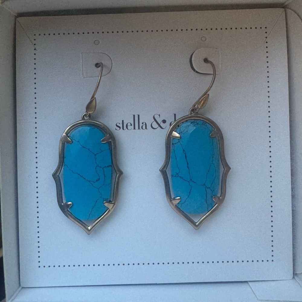 Stella & Dot earrings